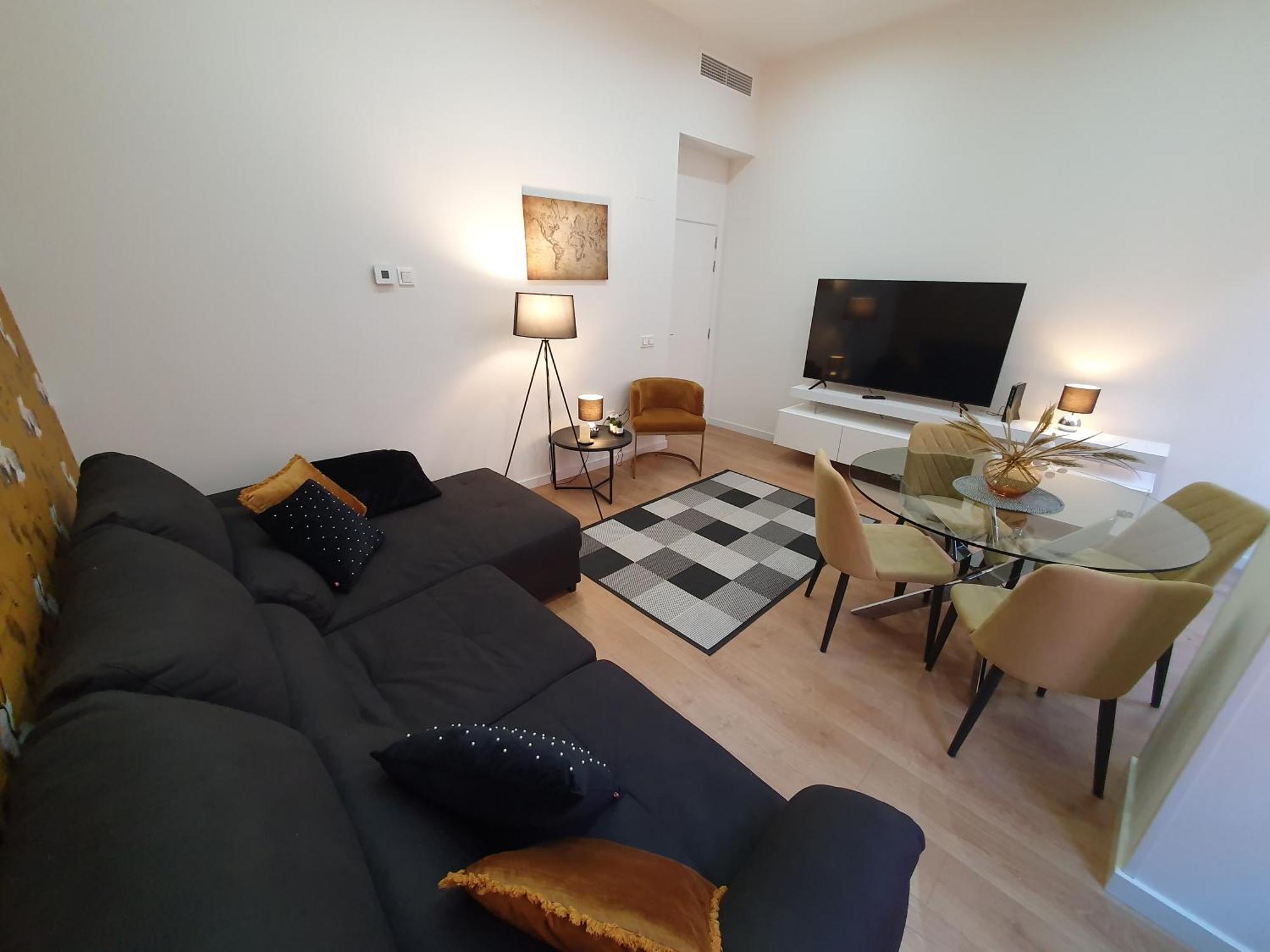 Beautiful Historic Center Apt! マラガ エクステリア 写真
