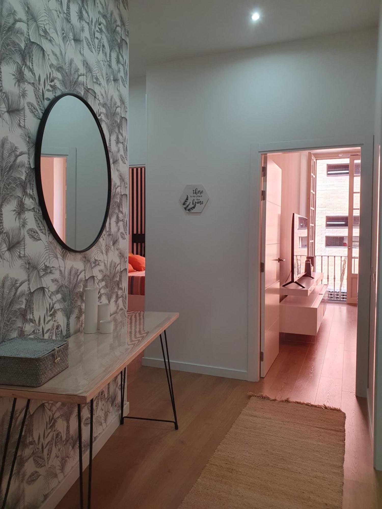 Beautiful Historic Center Apt! マラガ エクステリア 写真
