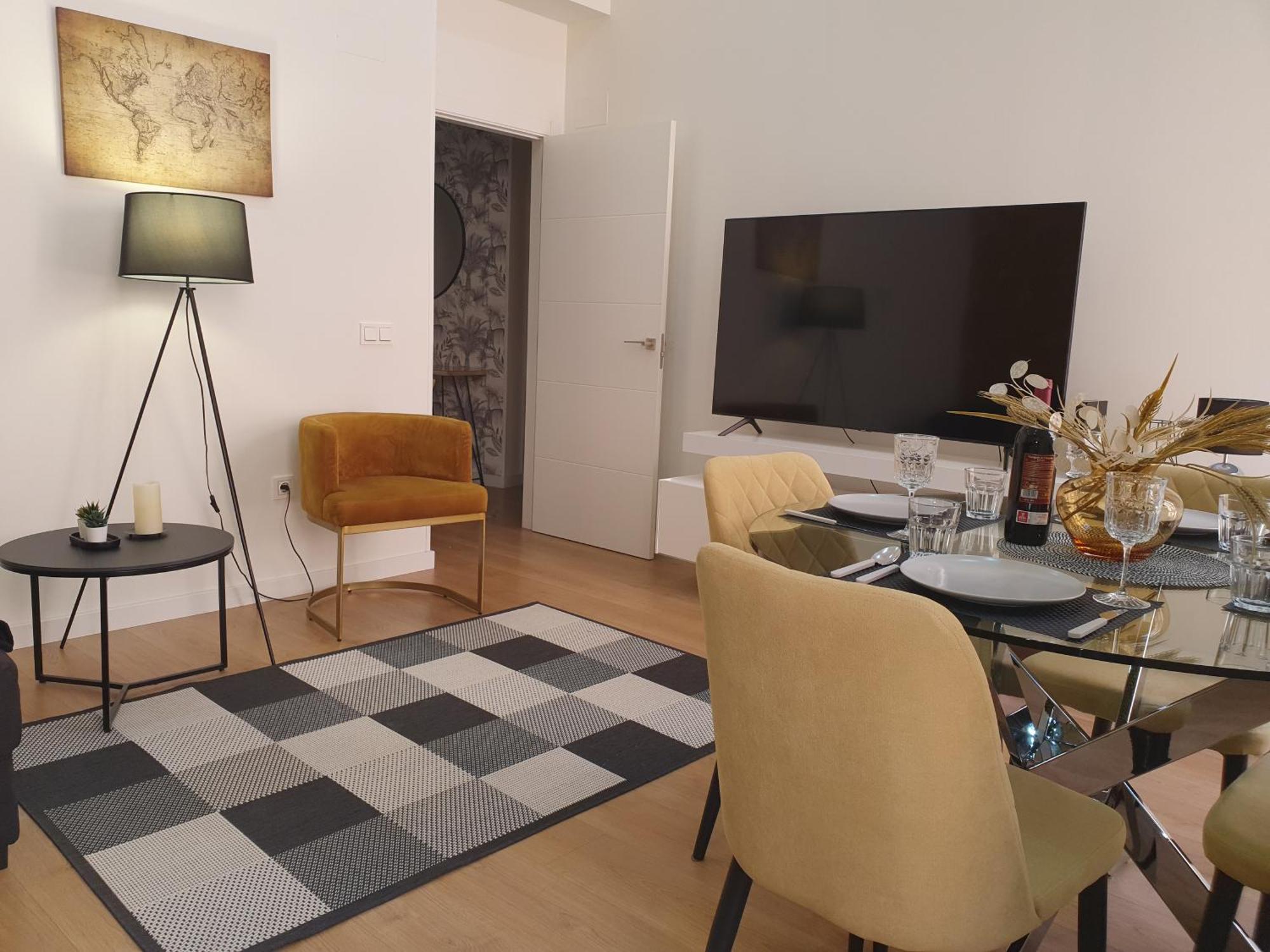 Beautiful Historic Center Apt! マラガ エクステリア 写真